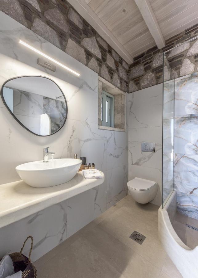 Thea Sunset Suites Mytakas Exteriör bild